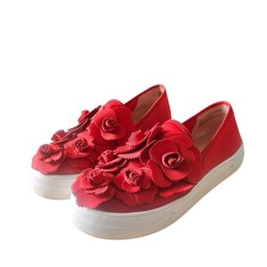 Caslon Red Slip-On Statement Sneaker w/ Floral Appliques, Size 6